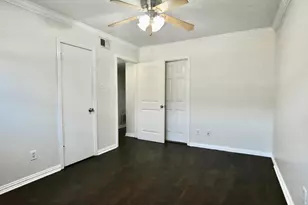 7714 Renwick Dr, Houston, TX 77081 - Photo 11