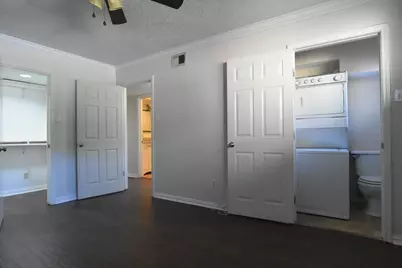 7714 Renwick Drive #C36, Houston, TX 77081 - Photo 9