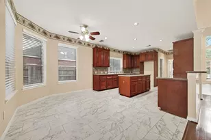 5907 Indian Hills Ln, Sugar Land, TX 77479 - Photo 11