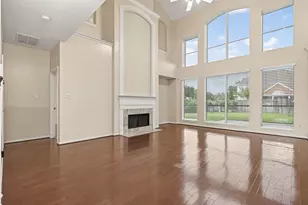 5907 Indian Hills Ln, Sugar Land, TX 77479 - Photo 9