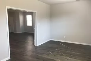 2111 Ethan Dr, Conroe, TX 77301 - Photo 5