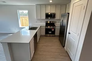 18920 Kingham Woods Ct, Conroe, TX 77306 - Photo 1