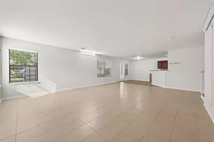 8427 Brickhaven Ln, Houston, TX 77083 - Photo 11