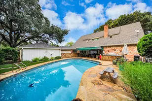 722 Chevy Chase Cir, Sugar Land, TX 77478 - Photo 25
