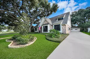 722 Chevy Chase Cir, Sugar Land, TX 77478 - Photo 29