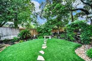722 Chevy Chase Cir, Sugar Land, TX 77478 - Photo 27