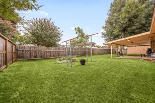 2019 Franklin Cir, Rosenberg, TX 77471 - Photo 17