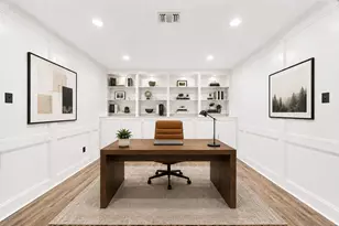 2019 Franklin Cir, Rosenberg, TX 77471 - Photo 3