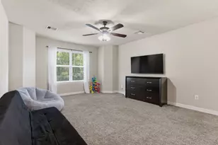 1737 Round Oak Ln, Conroe, TX 77304 - Photo 11