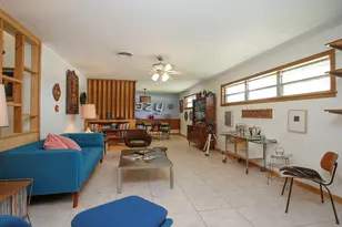 8210 Dover St, Houston, TX 77061 - Photo 9