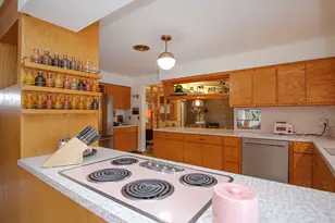 8210 Dover St, Houston, TX 77061 - Photo 23