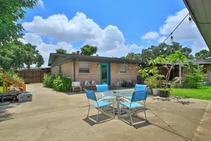 8210 Dover St, Houston, TX 77061 - Photo 41