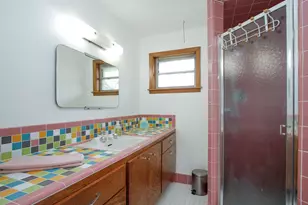 8210 Dover St, Houston, TX 77061 - Photo 35