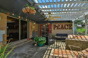 8210 Dover St, Houston, TX 77061 - Photo 37