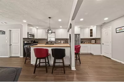 8307 Carvel Lane, Houston, TX 77036 - Photo 15