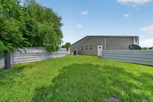 2213 Ellis Dr, Rosharon, TX 77583 - Photo 29