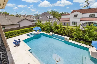 7827 Brykerwoods Drive, Houston, TX 77055 - Photo 37