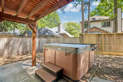 11 Cedar Chase Place, The Woodlands, TX 77381 - Photo 17