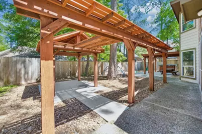 11 Cedar Chase Place, The Woodlands, TX 77381 - Photo 23