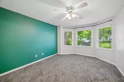 11 Cedar Chase Place, The Woodlands, TX 77381 - Photo 5