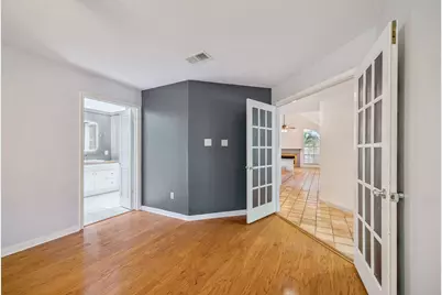11 Cedar Chase Place, The Woodlands, TX 77381 - Photo 7