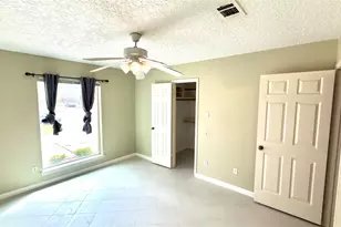 14834 Charlmont Dr, Houston, TX 77083 - Photo 11