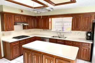 14834 Charlmont Dr, Houston, TX 77083 - Photo 9