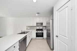 248 Hazy Pnes Ln, Willis, TX 77378 - Photo 9