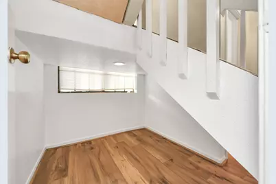 714 Country Place Drive #D, Houston, TX 77079 - Photo 13