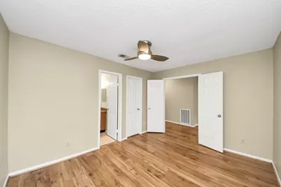 714 Country Place Drive #D, Houston, TX 77079 - Photo 15