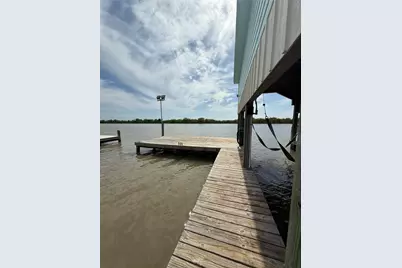 938 County Road 616, Sargent, TX 77414 - Photo 3