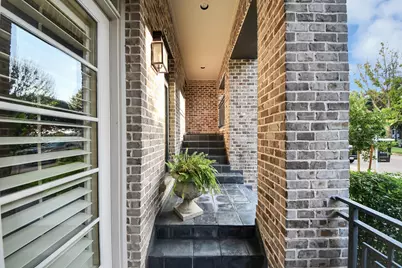 1406 Lake Pointe Parkway, Sugar Land, TX 77478 - Photo 7