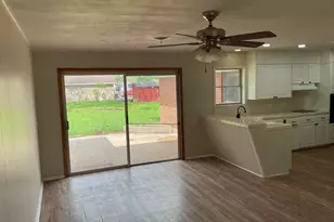 210 Southern Oaks Dr, Lake Jackson, TX 77566 - Photo 7