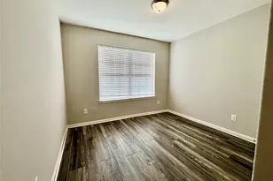 1045 Texas Timbers Dr, Katy, TX 77493 - Photo 7