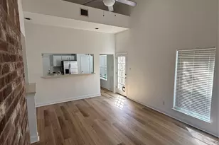3211 Mesquite Dr, Sugar Land, TX 77479 - Photo 7