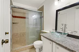 11550 Chimney Rock Rd, Houston, TX 77035 - Photo 13