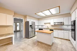 2601 S Broadway St, La Porte, TX 77571 - Photo 35