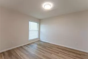 15823 Kueben Ln, Houston, TX 77489 - Photo 5