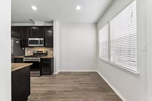 10942 Chazenwood Dr, Houston, TX 77064 - Photo 9