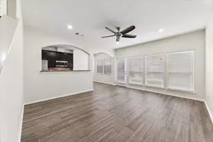 10942 Chazenwood Dr, Houston, TX 77064 - Photo 5