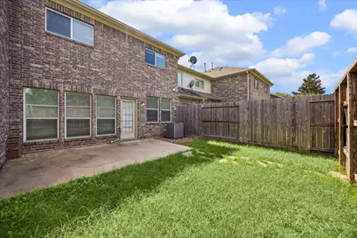 10942 Chazenwood Drive, Houston, TX 77064 - Photo 25