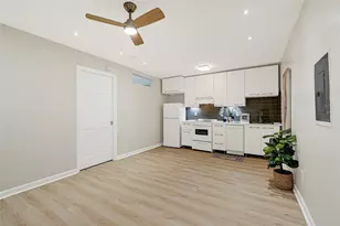 1603 Welch St, Houston, TX 77006 - Photo 11