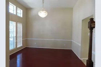 122 High Meadows Drive, Sugar Land, TX 77479 - Photo 5