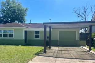 7953 Turquoise Ln, Houston, TX 77055 - Photo 3