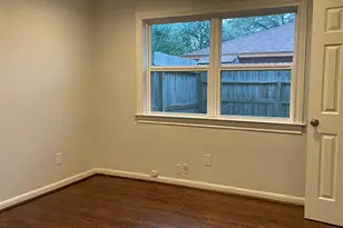 7953 Turquoise Ln, Houston, TX 77055 - Photo 15