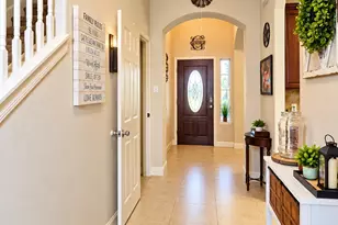 1811 Winding Trail Ln, Alvin, TX 77511 - Photo 3