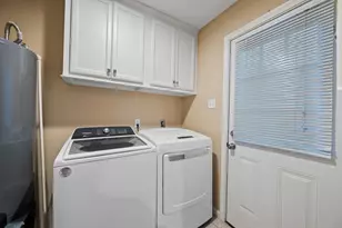 203 N Bayou Bend Dr, Baytown, TX 77521 - Photo 27