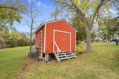 203 N Bayou Bend Drive, Baytown, TX 77521 - Photo 5