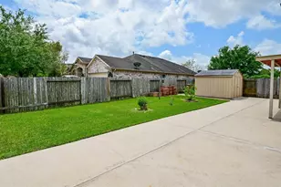 1030 Riverwood Dr, Dickinson, TX 77539 - Photo 49