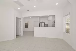 8302 Tidwell Rd, Houston, TX 77028 - Photo 9